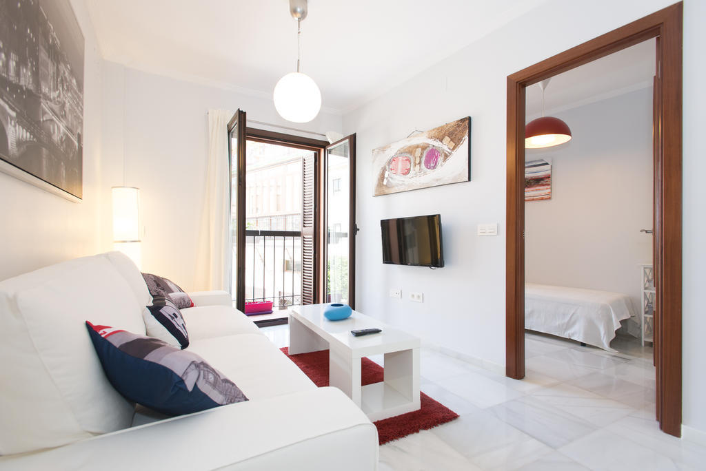 The Zentral Suites & Apartments إشبيلية المظهر الخارجي الصورة